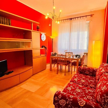 Sky Apartment A Due Passi Dalla Stazione Collegno Εξωτερικό φωτογραφία